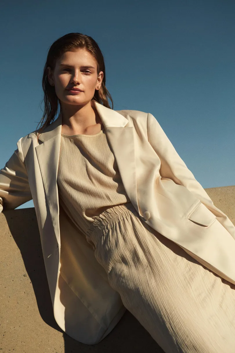 Soaked in Luxury SLAila Nederdel