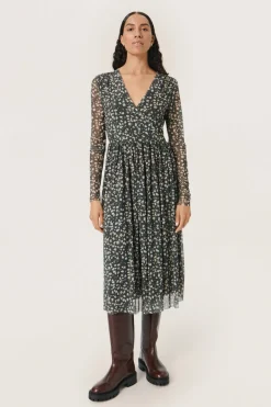 Clearance Soaked in Luxury SLAldora Kjole
