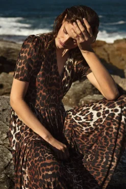 Online Soaked in Luxury SLAldora Leopard Kjole