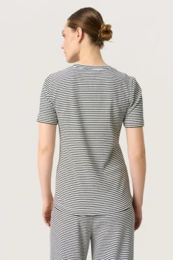 Soaked in Luxury SLCalva T-shirt