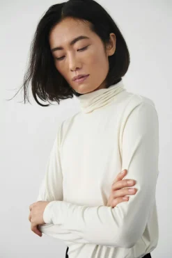 Clearance Soaked in Luxury SLHanadi T-shirt