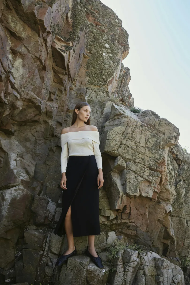 Online Soaked in Luxury SLIndianna Pullover
