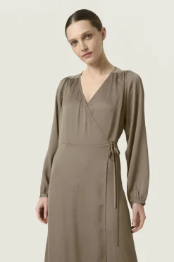 Discount Soaked in Luxury SLIoana Kjole