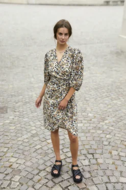 Soaked in Luxury SLMelrose Wrap Kjole