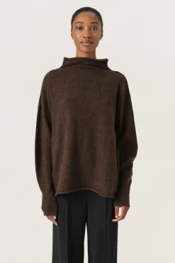 Hot Soaked in Luxury SLMiya Pullover