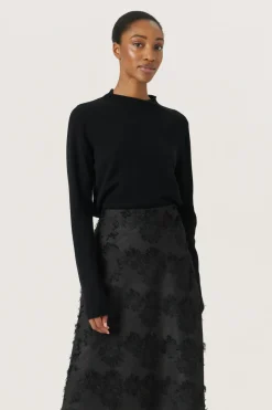 Best Soaked in Luxury SLMolina Pullover