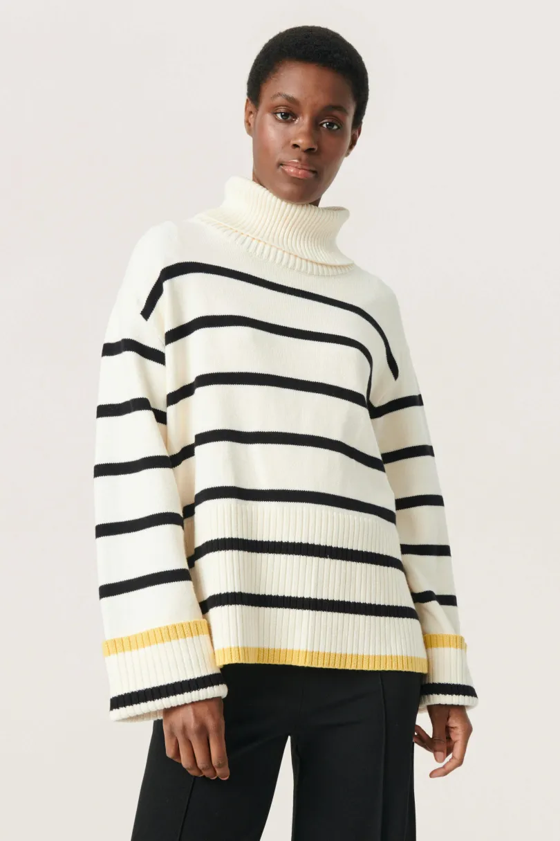 Hot Soaked in Luxury SLMusling Pullover
