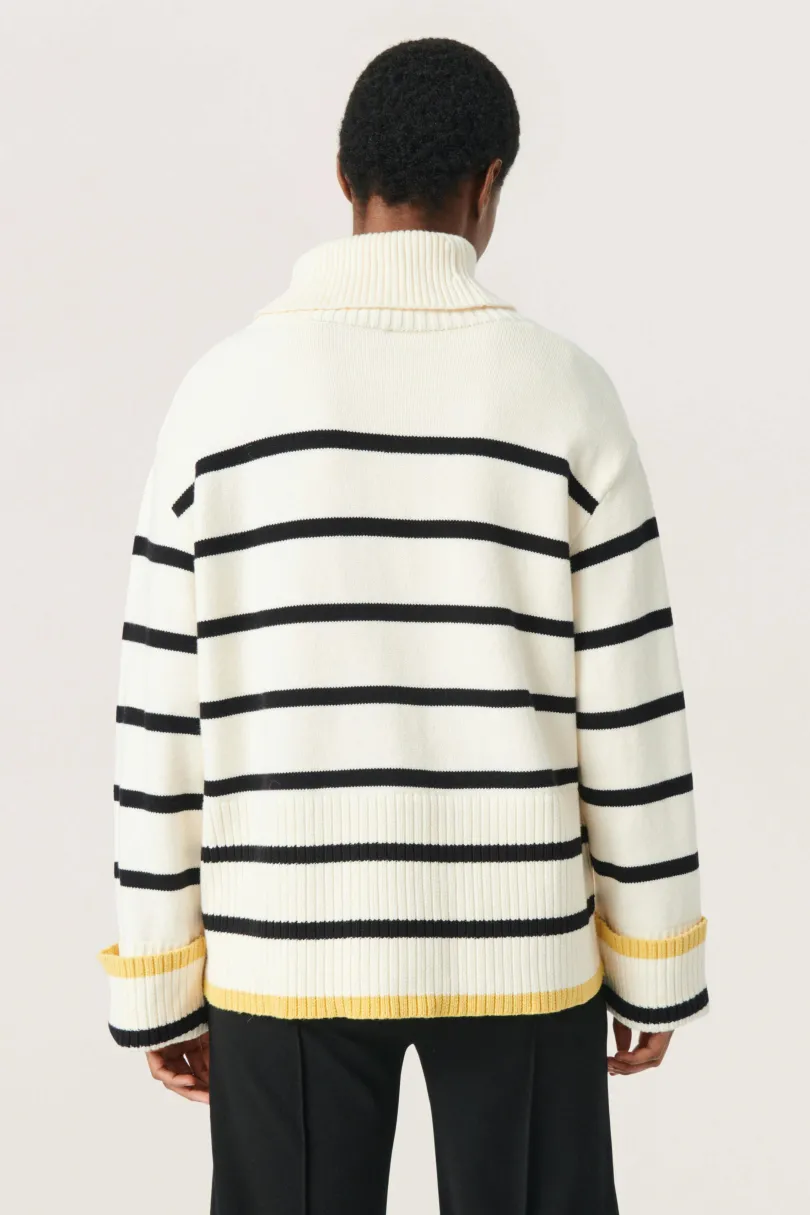 Hot Soaked in Luxury SLMusling Pullover