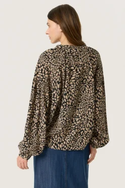 Hot Soaked in Luxury SLNaya Bluse