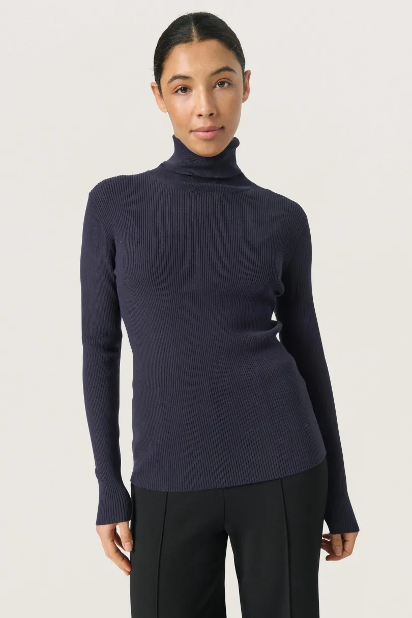 Best Soaked in Luxury SLSina Pullover