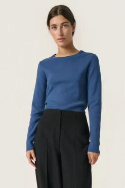 New Soaked in Luxury SLSpina Pullover