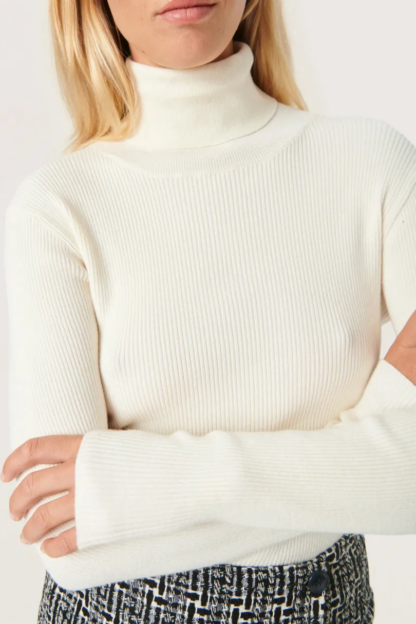 New Soaked in Luxury SLSpina Pullover