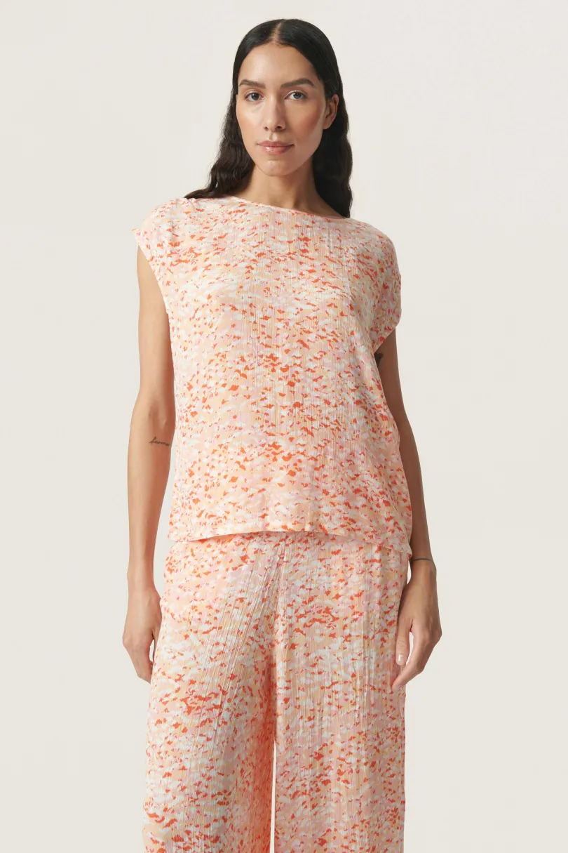 Hot Soaked in Luxury Zaya Bluse