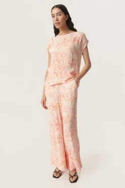 Hot Soaked in Luxury Zaya Bluse